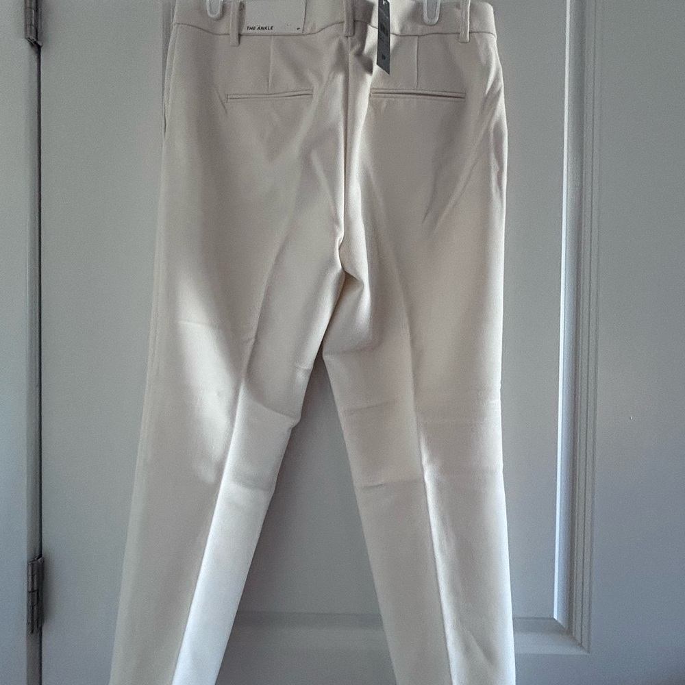 ANN TAYLOR • Cream/Off White “The Ankle” Pant • 8P - Picture 7 of 9